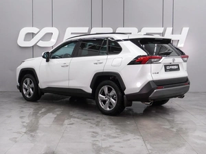 Внедорожник Toyota RAV4 2021 года, 3710000 рублей, Воронеж