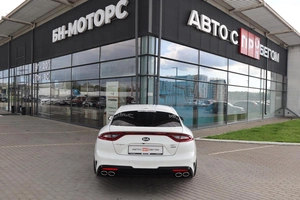Лифтбек Kia Stinger 2018 года, 3700000 рублей, Мирное