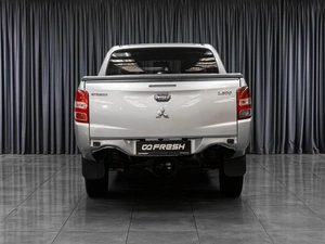 Пикап Mitsubishi L200 2017 года, 1999000 рублей, Тюмень