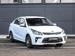 Седан Kia Rio 2017 года, 899000 рублей, Кирилловка