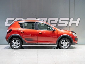 Хетчбэк Renault Sandero Stepway 2017 года, 1320000 рублей, Петрозаводск