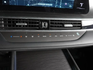 Внедорожник Chery Tiggo 8 Pro Max 2023 года, 2489000 рублей, Воронеж