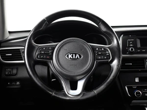 Седан Kia Optima 2017 года, 1298200 рублей, Казань