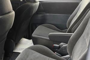 Минивэн Toyota Noah 2012 года, 1889000 рублей, Тюмень