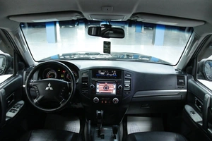 Внедорожник Mitsubishi Pajero 2011 года, 1848000 рублей, Солонцы