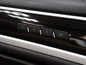 Внедорожник Volkswagen Touareg 2016 года, 3279000 рублей, Тюмень