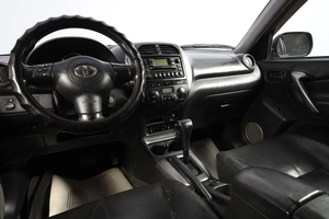 Внедорожник Toyota RAV4 2004 года, 989000 рублей, Новосибирск