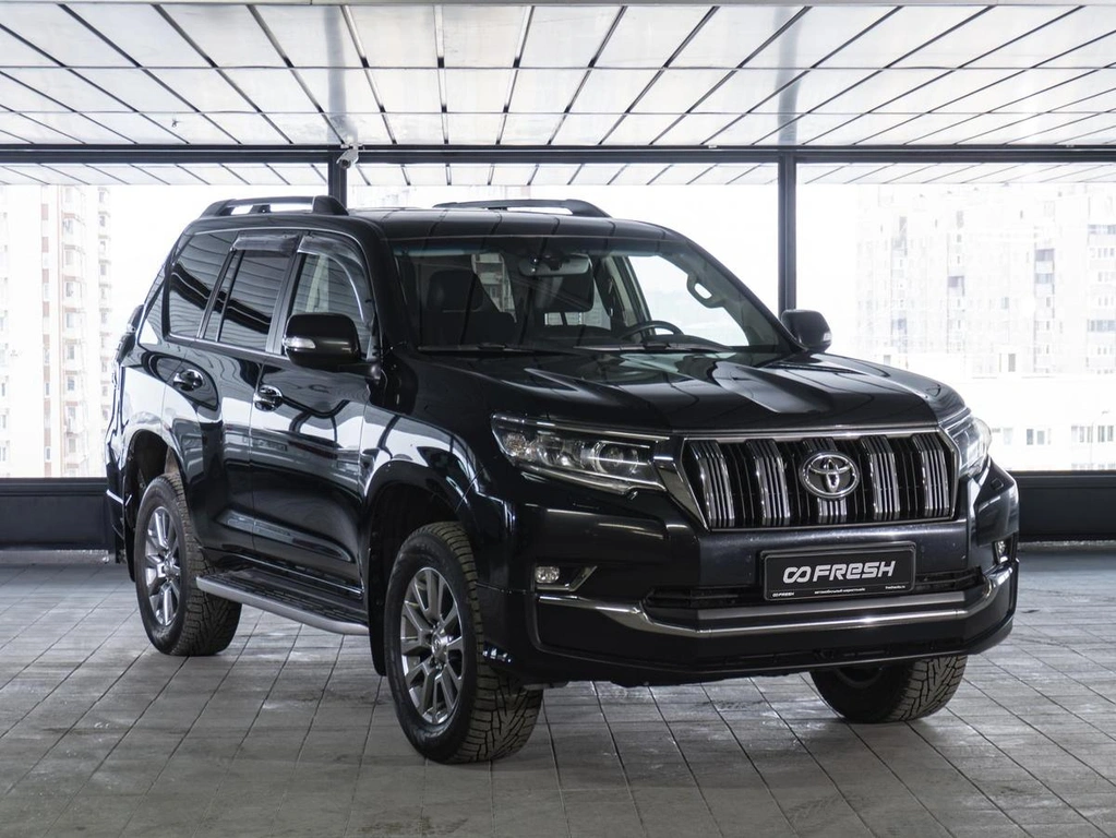 Внедорожник Toyota Land Cruiser Prado 2018 года, 5350000 рублей, Санкт-Петербург