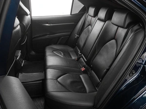 Седан Toyota Camry 2019 года, 3819000 рублей, Тюмень