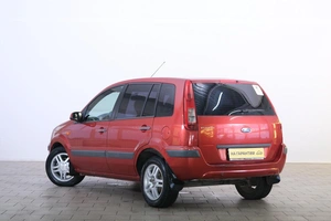 Хетчбэк Ford Fusion 2007 года, 349000 рублей, Омск