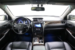 Седан Toyota Camry 2017 года, 2100000 рублей, Брянск