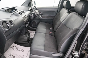 Минивэн Toyota bB 2016 года, 1249000 рублей, Красноярск