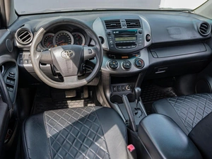 Внедорожник Toyota RAV4 2010 года, 1299000 рублей, Краснодар