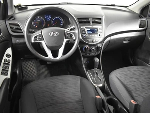 Седан Hyundai Solaris 2015 года, 1199900 рублей, Казань