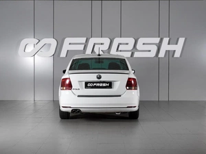 Седан Volkswagen Polo 2019 года, 1590000 рублей, Красный Пахарь