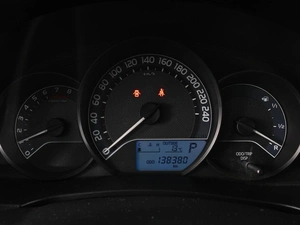 Седан Toyota Corolla 2015 года, 1390000 рублей, Аксай
