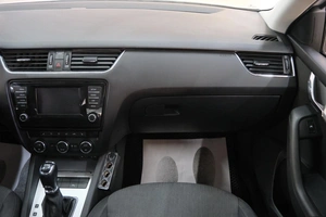 Лифтбек Skoda Octavia 2014 года, 1299000 рублей, Омск