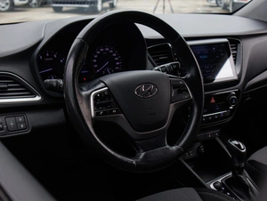 Седан Hyundai Solaris 2017 года, 1229000 рублей, Большой Сочи