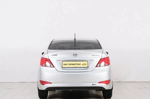 Седан Hyundai Solaris 2014 года, 1049000 рублей, Красноярск