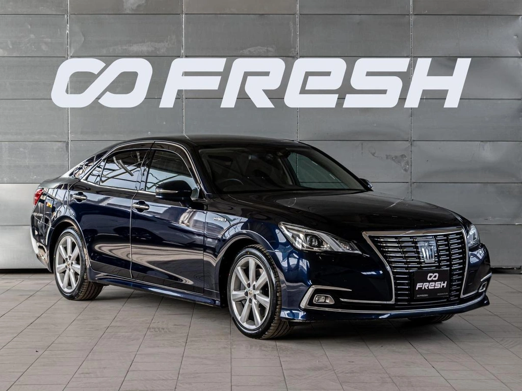 Седан Toyota Crown 2018 года, 2589000 рублей, Краснодар