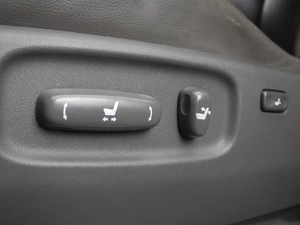 Внедорожник Toyota Land Cruiser Prado 2007 года, 2310000 рублей, Омск