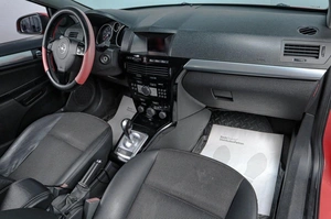 Хетчбэк Opel Astra GTC 2007 года, 439000 рублей, Челябинск