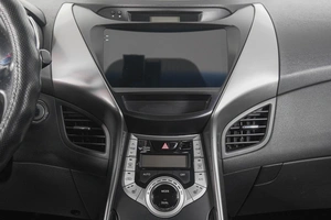 Седан Hyundai Avante 2012 года, 949000 рублей, Кемерово
