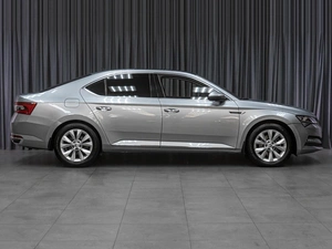Лифтбек Skoda Superb 2021 года, 2499000 рублей, Тюмень