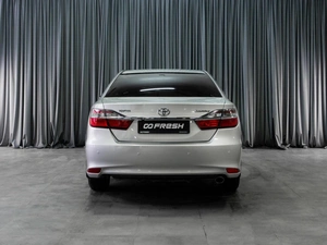 Седан Toyota Camry 2016 года, 2199000 рублей, Тюмень
