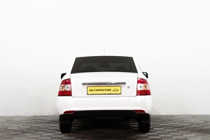 Седан ВАЗ (LADA) Priora 2015 года, 619000 рублей, Сургут