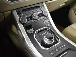 Внедорожник Land Rover Range Rover Evoque 2012 года, 1630100 рублей, Казань