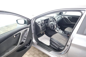 Седан Hyundai Elantra 2012 года, 990000 рублей, Обнинск