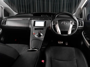 Лифтбек Toyota Prius 2013 года, 1449000 рублей, Тюмень