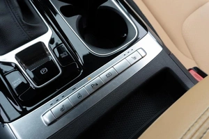 Минивэн Kia Carnival 2021 года, 3699000 рублей, Саратов
