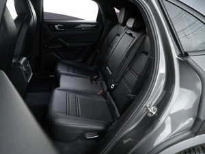 Внедорожник Porsche Cayenne Coupe 2020 года, 8023444 рублей, Москва
