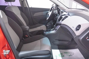 Хетчбэк Chevrolet Cruze 2012 года, 599000 рублей, Томск