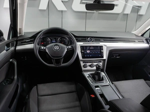 Универсал Volkswagen Passat 2017 года, 1549000 рублей, Тюмень