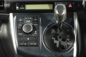 Минивэн Toyota Wish 2010 года, 1089000 рублей, Новосибирск