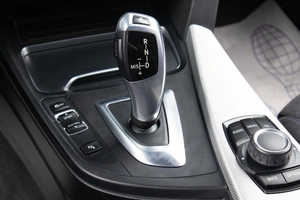 Седан BMW 3 серия 2016 года, 1999000 рублей, Оренбург