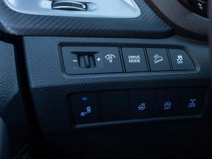 Внедорожник Hyundai Santa Fe 2016 года, 2559000 рублей, Саратов