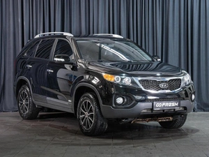 Внедорожник Kia Sorento 2011 года, 1810000 рублей, Волгоград