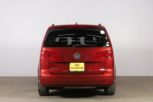 Минивэн Volkswagen Touran 2013 года, 1509000 рублей, Новосибирск