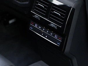 Внедорожник Volkswagen Touareg 2019 года, 5250050 рублей, Москва