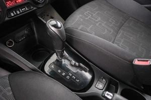Седан Kia Rio 2012 года, 1029000 рублей, Красноярск