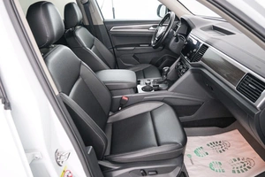 Внедорожник Volkswagen Teramont 2018 года, 3829000 рублей, Красноярск