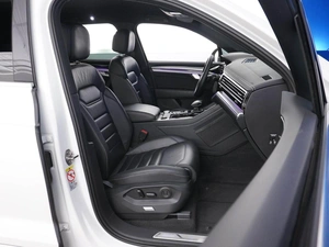Внедорожник Volkswagen Touareg 2018 года, 4790055 рублей, Москва