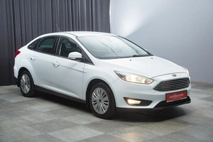 Седан Ford Focus 2018 года, 997000 рублей, Красноярск