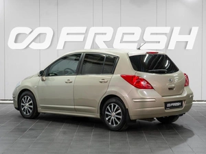 Хетчбэк Nissan Tiida 2010 года, 729000 рублей, Сургут