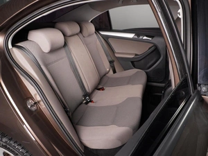 Седан Volkswagen Jetta 2013 года, 1219000 рублей, Красный Пахарь