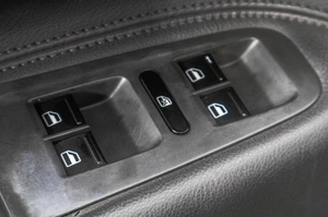 Внедорожник Volkswagen Touareg 2008 года, 1449000 рублей, Барнаул
